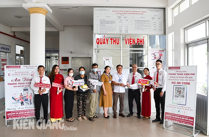 Triển khai thanh toán viện phí không dùng tiền mặt tại Trung tâm Y tế huyện Kiên Lương
